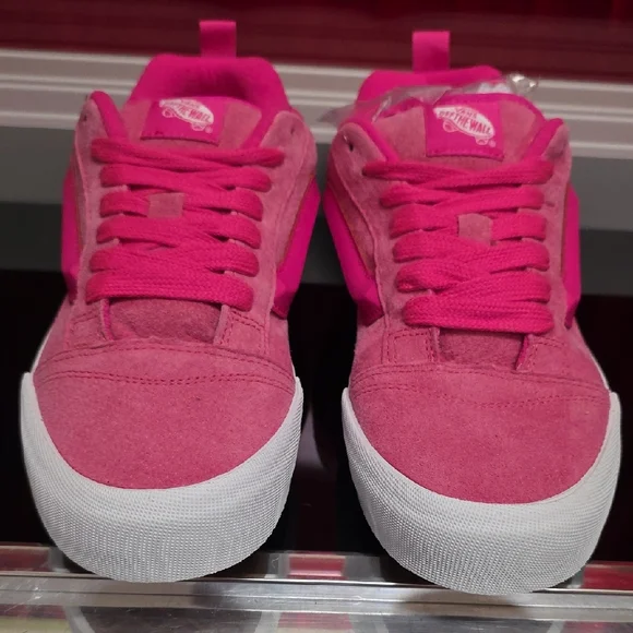 Vans Knu Skool Nubuck Pink Glo – Men’s 10.5 / Women’s 12 – New w/ Box
